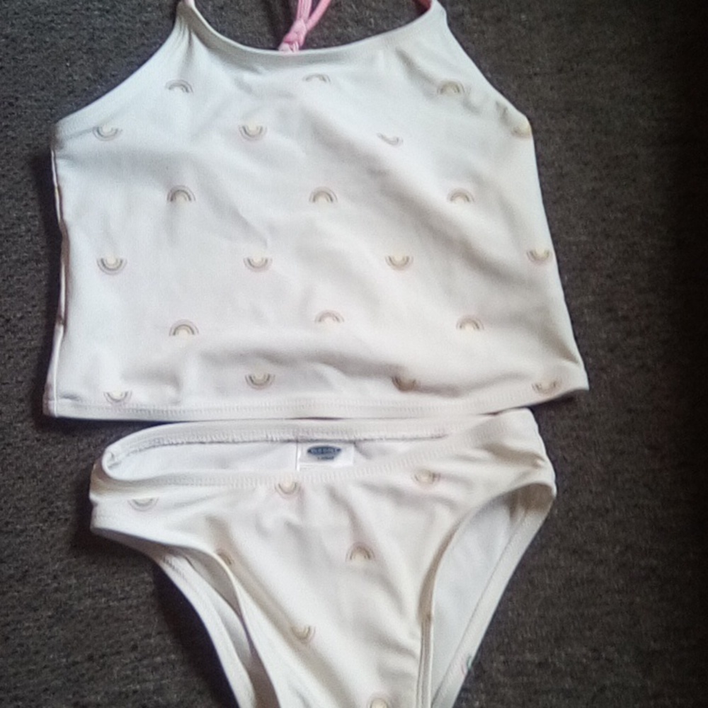 NWOT Old Navy Rainbow 🌈 2 Piece Set Racerback Top With Matching Bottom's